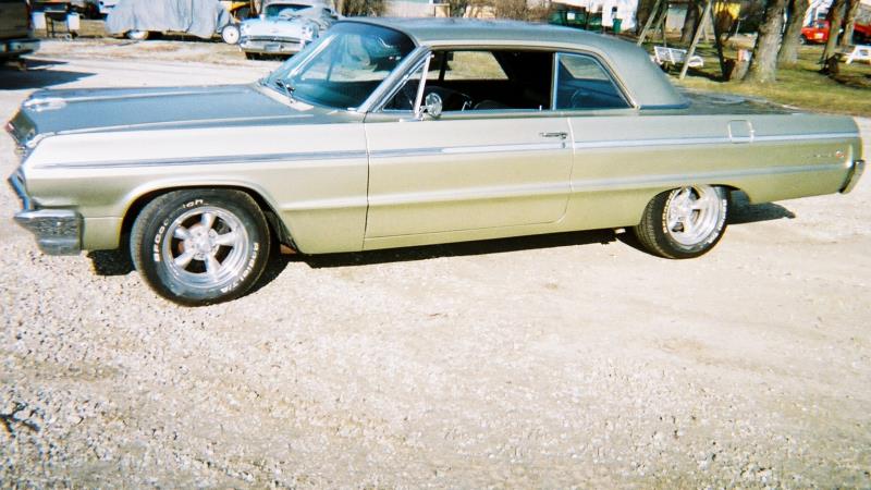 1964 Chevrolet Impala SS 2-Door Hardtop