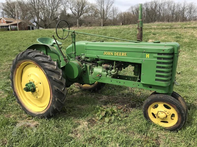 1942 John Deere Model B Value & Price Guide