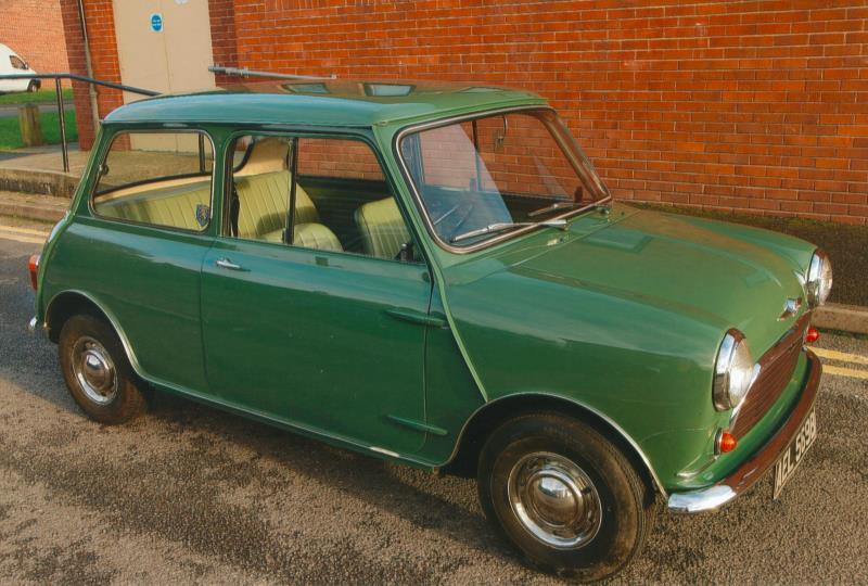 1964 Morris Mini Minor Deluxe Saloon Value & Price Guide