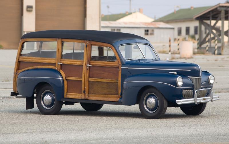 1941 Ford DeLuxe Woodie Wagon