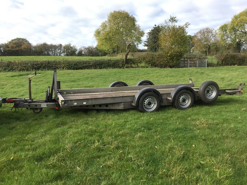 2004 Brian James ADCD Evolution Hydraulic TiltBed Trailer Value & Price Guide