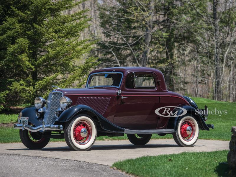 1933 Ford V-8 DeLuxe Three-Window Coupe