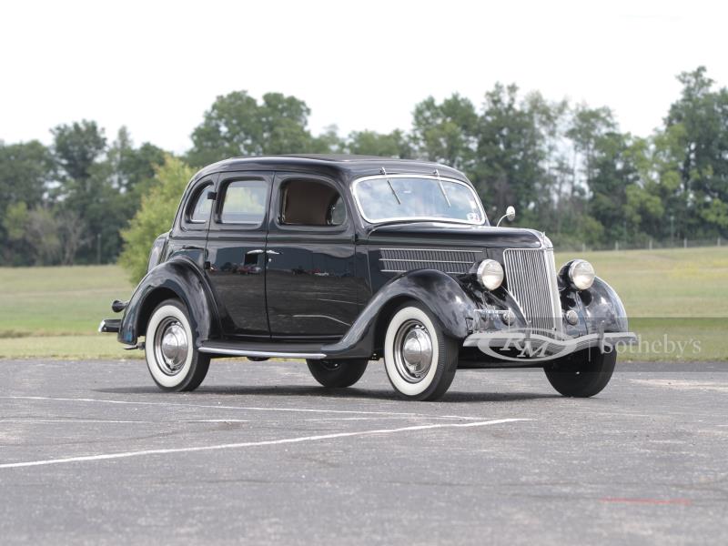 1936 Ford Deluxe "Trunkback"