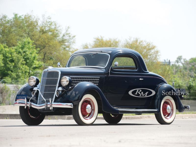 1935 Ford Deluxe Three-Window