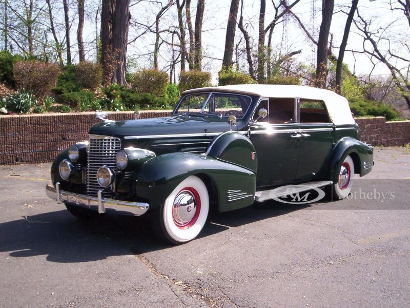 1939 Cadillac Series 90 V-16