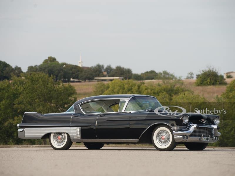 1957 Cadillac Series Sixty Special Fleetwood