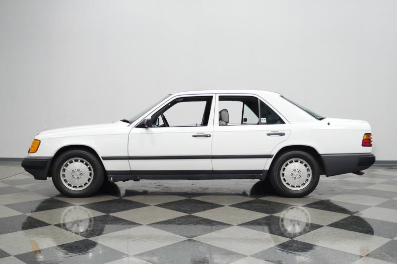 1987 Mercedes-Benz 300D Turbo Diesel